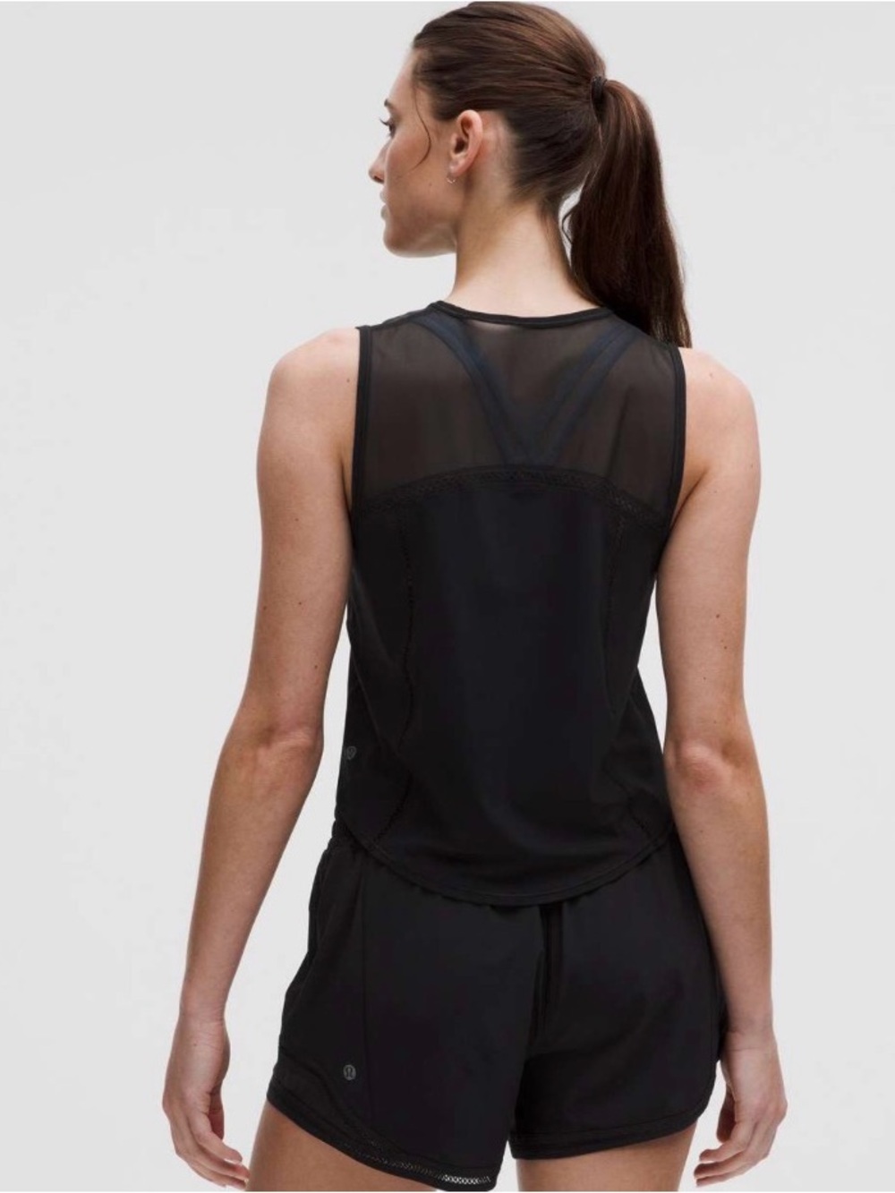 Lululemon NWT Sculpt Lace Trim Cropped Black Tank Top Size 10 - Picture 4 of 10